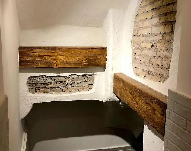 Apartment Paradise In Campo Dei Fiori-navona Square Few Steps From Vatican Rom